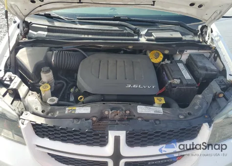 2017 Dodge Grand Caravan Gt z USA, uszkodzony, nr VIN 2C4RDGEG9HR575399